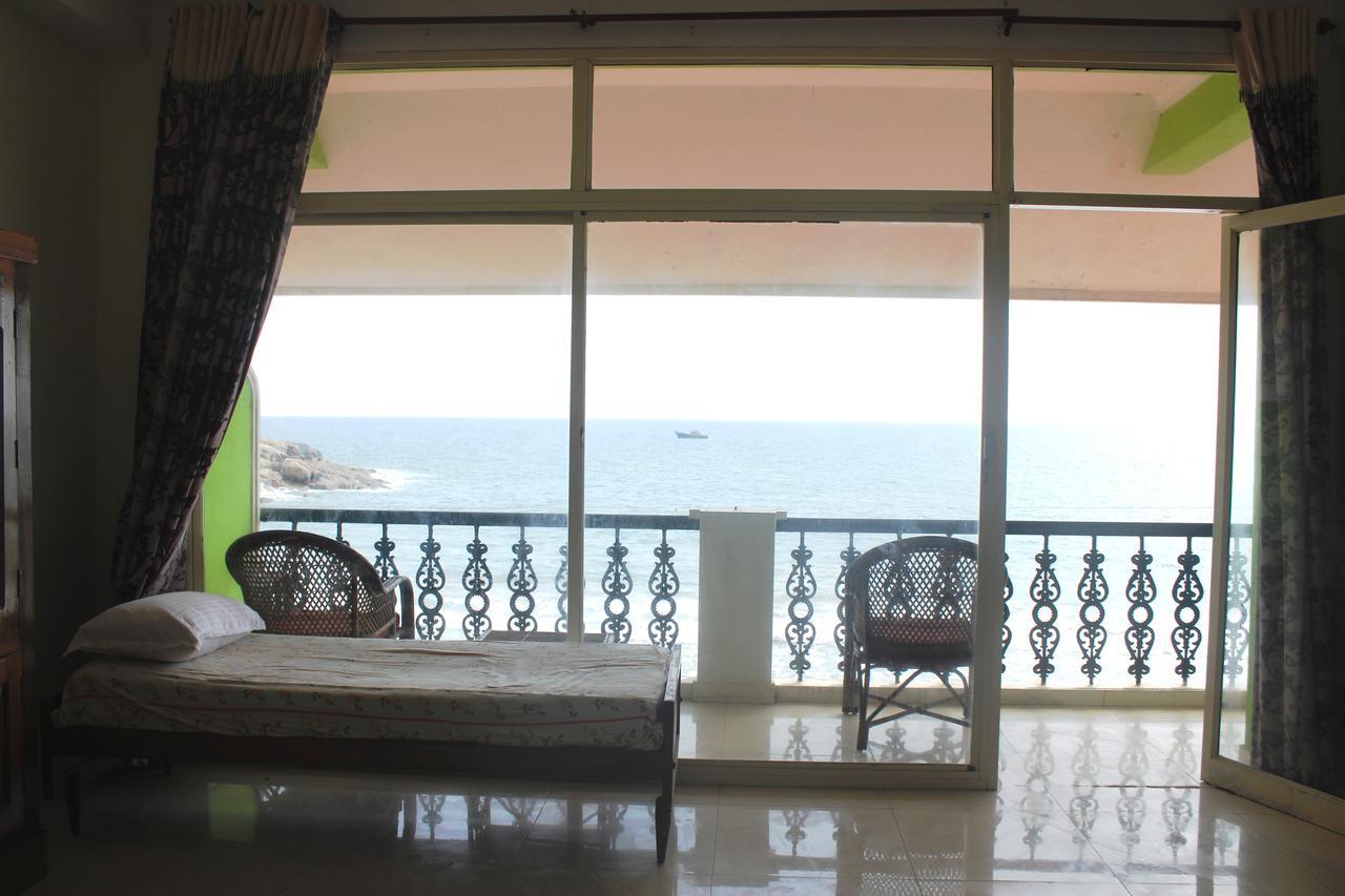Adam Beach Resort Kovalam Εξωτερικό φωτογραφία